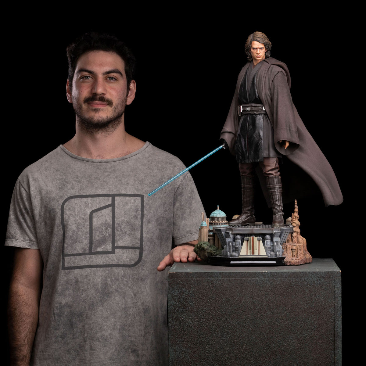 Star Wars Anakin Skywalker 1/4 Legacy Replica Statue (59 cm)